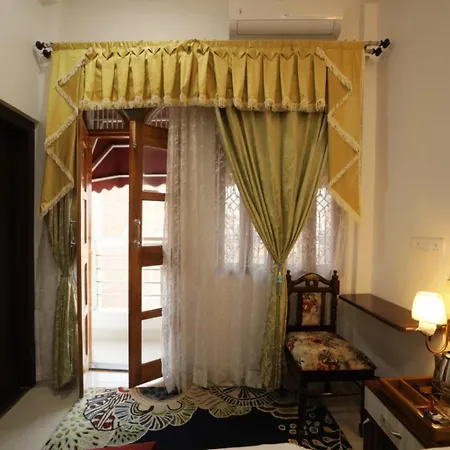 The Roma Homestay In Sarnath Varanasi Exterior photo