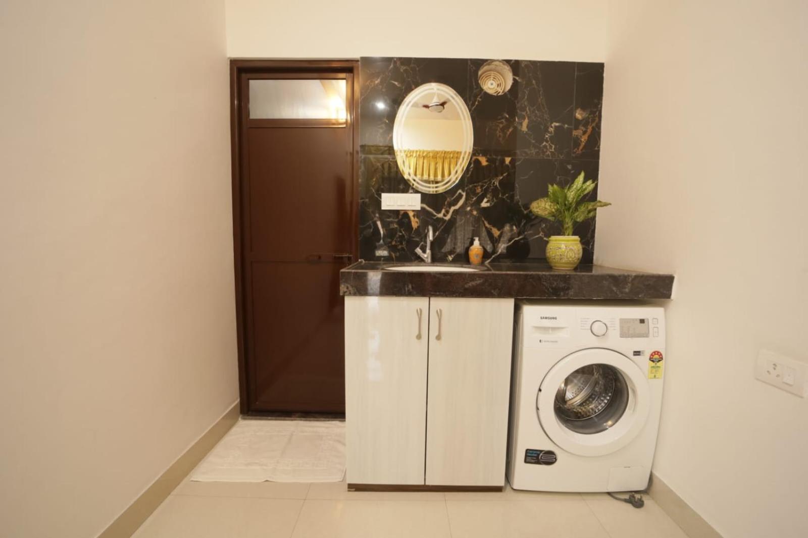 The Roma In Sarnath Homestay